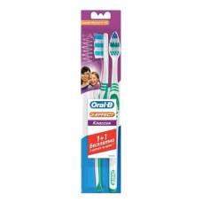 Зубна щітка Oral-B 3 Effect Classic середня жорсткість 1+1 шт