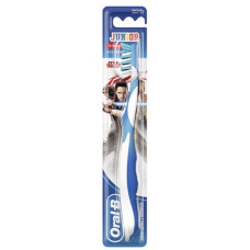 Дитяча зубна щітка Oral-B Junior м'яка 6-12 років
