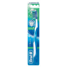 Зубна щітка Oral-B 3D White Свіжість середня жорсткість